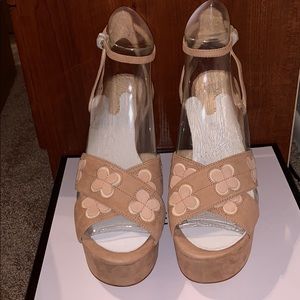 COPY - Nine West platforms